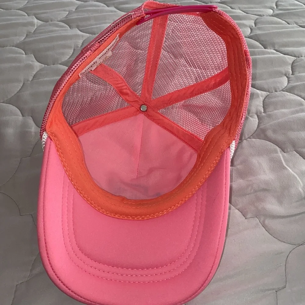 Simply‎ Southern Pink Trucker Hat SnapBack Salty & Sweet Pineapple Patch